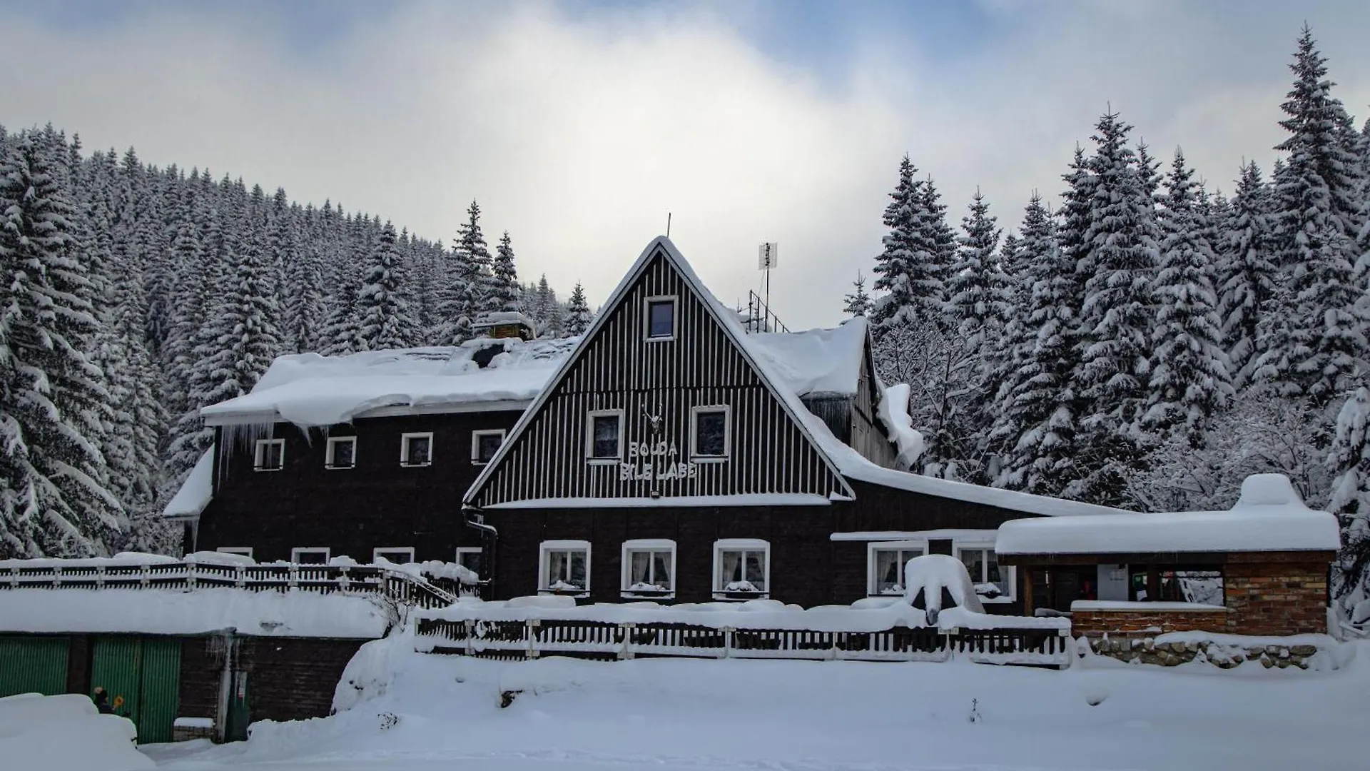 Bouda Bile Labe Hotel Spindleruv Mlyn 0*,  Czech Republic